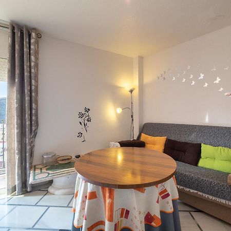 Mccoy Avenida 3 Apartment Macael ภายนอก รูปภาพ